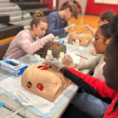 South Hosts a Hands on Healthcare Event