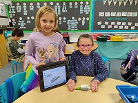 Students using technology at Jackson Elementary School