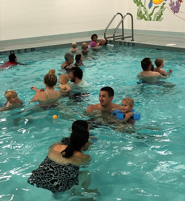 parent child swim at James Madison